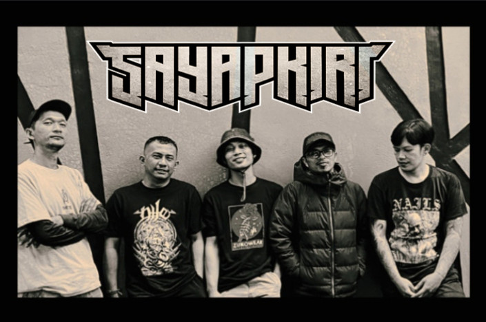 sayapkiri Photo
