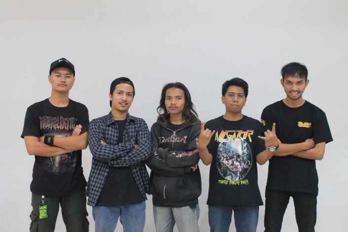 Bebas Pukul Photo