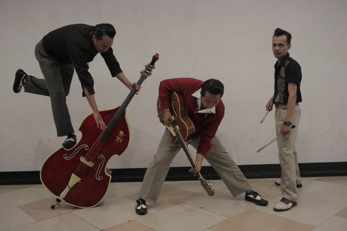 Photo