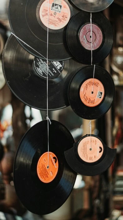 Streaming Mendominasi tetapi Vinyl Kembali Membawa Musik ke Dalam Genggaman