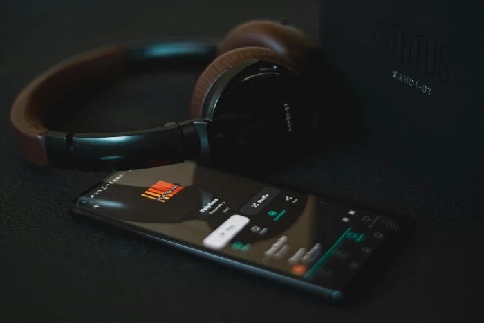 Fenomena Musik 2025: “Ini Lagu yang Ngejelasin Gue Banget”