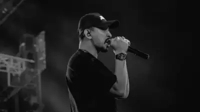 Back to Back: Vicky Mono Kembali Isi Vokal Burgerkill!