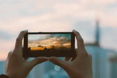 Dulu Dibilang Gagal, Sekarang Jadi Gaya! Ini Bukti Foto “Salah” Justru Paling Laku di Timeline