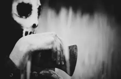 Bukan Cuma Serem! Ini Alasan Dark Art Justru Kelihatan Paling “Hidup”