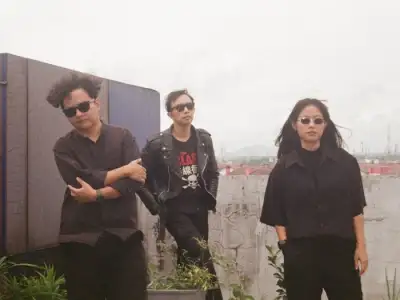 Black Corollas Muncul dengan “Car Ashtray”, Shoegaze Sendu yang Bikin Candu