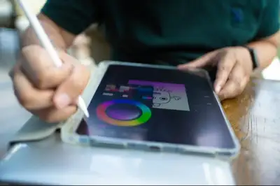 Banyak Desain Gagal Gara-Gara Ini! Ternyata Monitor Akurasi Warna Sepenting Itu