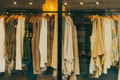 Outfit Konser Lokal vs Internasional: Mau Nyaman atau Mau Totalitas?