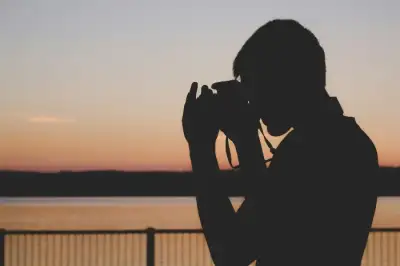 Gak Perlu Filter! Ini Cara Bikin Foto Keren Cuma Modal Cahaya Jendela