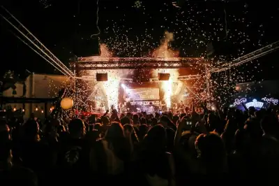 Kenapa Orang Selalu Balik Lagi ke Gigs Lokal? Ini Penjelasannya!