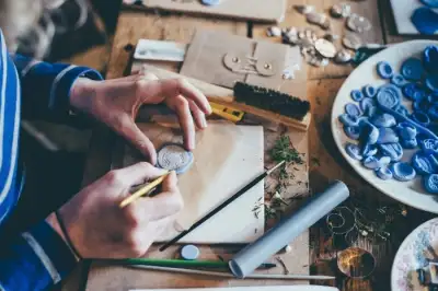 Medium Handmade yang Bisa Langsung Lo Coba Meski Belum Pernah Bikin Karya Sebelumnya