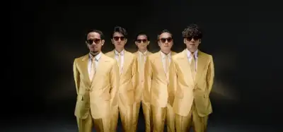 ‘WOW MA’ Resmi Mengudara, The Changcuters Kembali Tunjukkan Energinya!