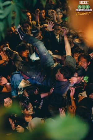 CROWD SURFING
