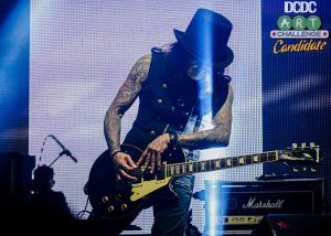 JIKUN DAN SOROT LAMPU