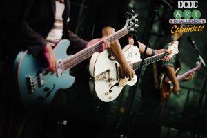 Tebak gitar siapa?