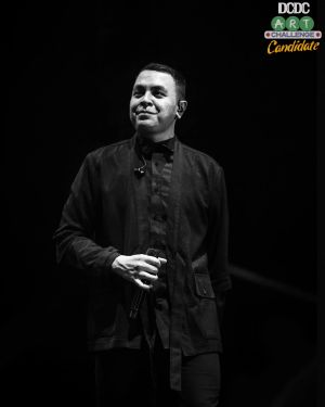 Monokrom oleh Tulus untuk Tulus